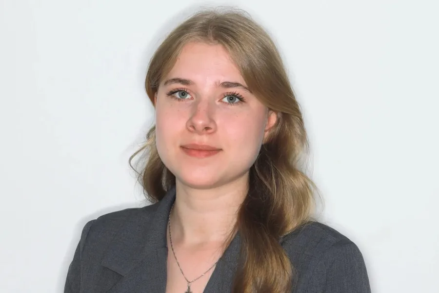 Администратор клиники Светлана